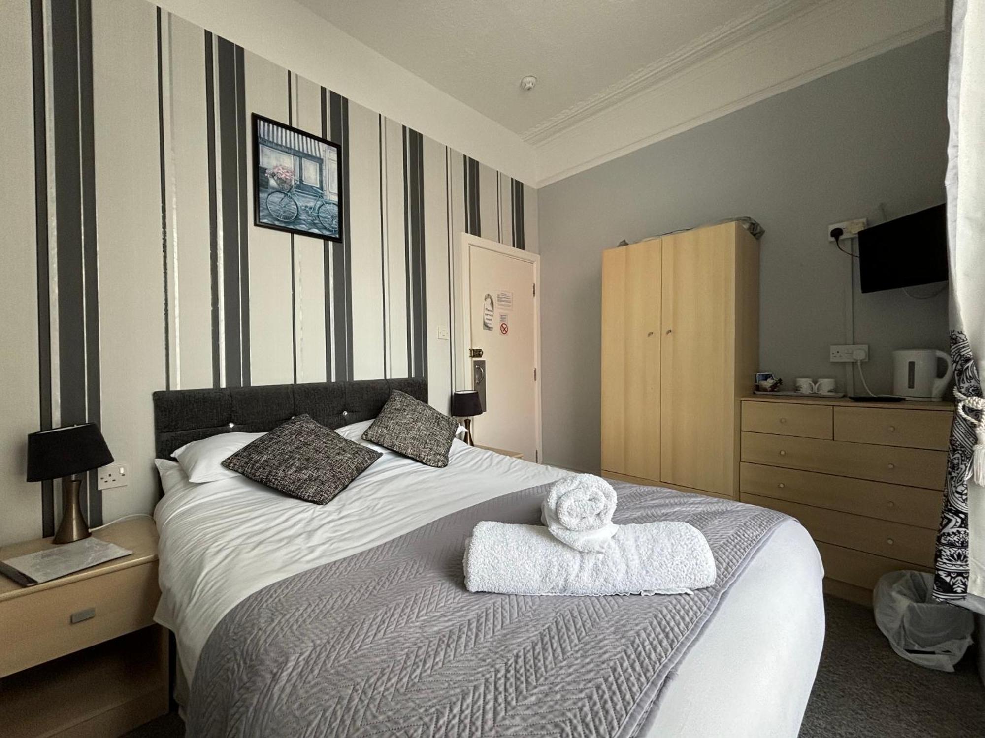 Three Palms Hotel Paignton Esterno foto